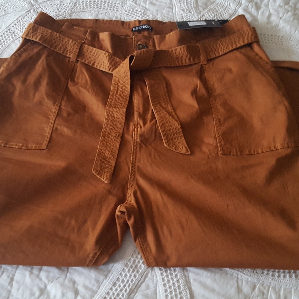 Capri pants